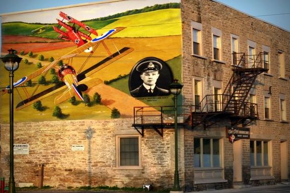 Commerative Mural dedicated to Capt A. Roy Brown